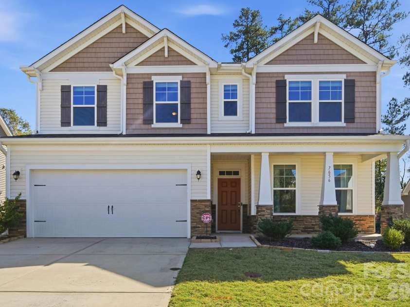 7656 Tanglewood Way, Denver, NC 28037.  MLS# CAR4434758, YatesRealty ID 57146. Welcome home!
