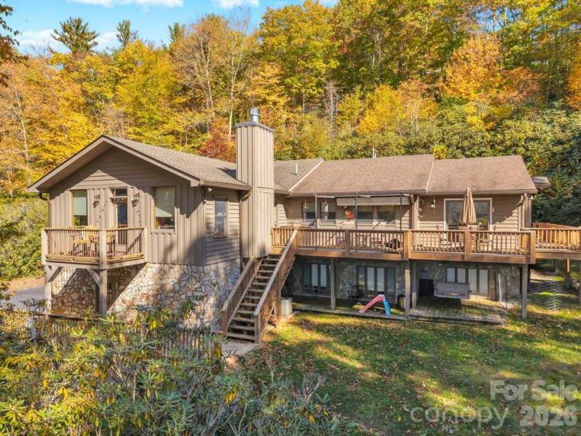 573 Watauga Street, Newland, NC 28657.  MLS# CAR4435246, YatesRealty ID 57148. 
