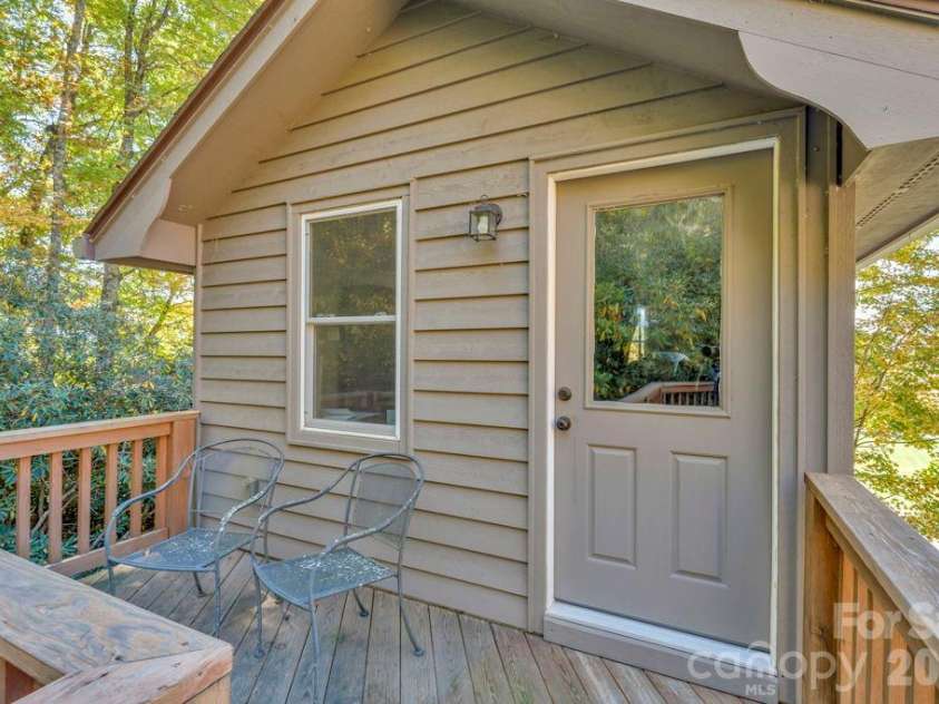 573 Watauga Street, Newland, NC 28657.  MLS# CAR4435246, YatesRealty ID 57148. 
