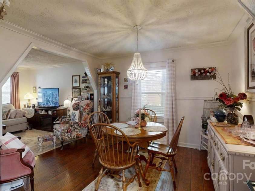 608 Forney Avenue, Lincolnton, NC 28092.  MLS# CAR4242477, YatesRealty ID 5715. 