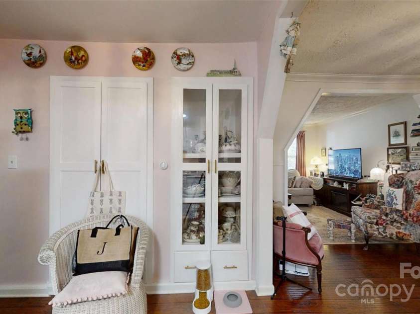 608 Forney Avenue, Lincolnton, NC 28092.  MLS# CAR4242477, YatesRealty ID 5715. Built in China cabinet in kitchen