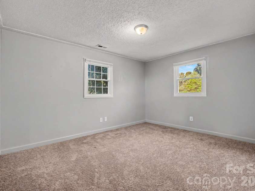 306 Hubbard Street, Lincolnton, NC 28092.  MLS# CAR4435443, YatesRealty ID 57150. 