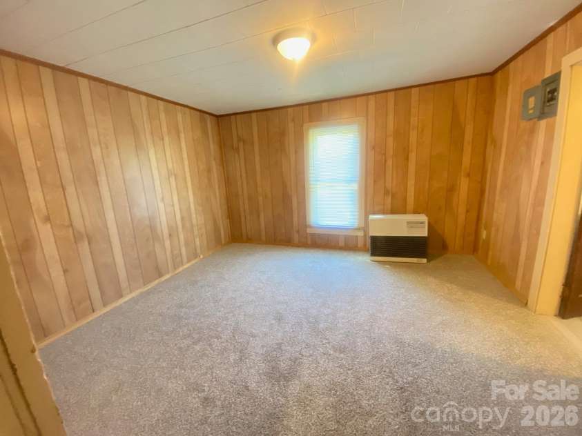 5924 Chapman Drive, Morganton, NC 28655.  MLS# CAR4434311, YatesRealty ID 57151. 
