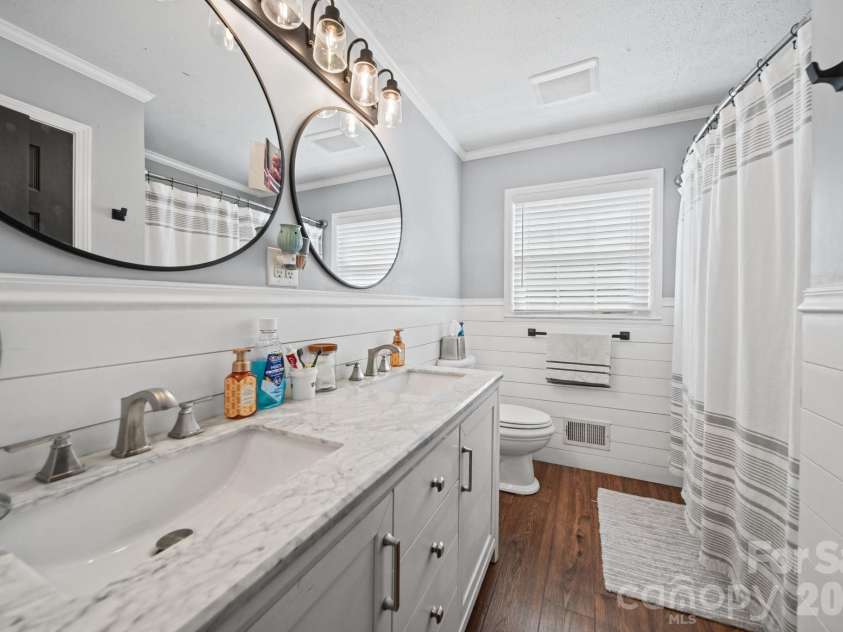3152 Erskine Drive, Gastonia, NC 28054.  MLS# CAR4435462, YatesRealty ID 57152. 