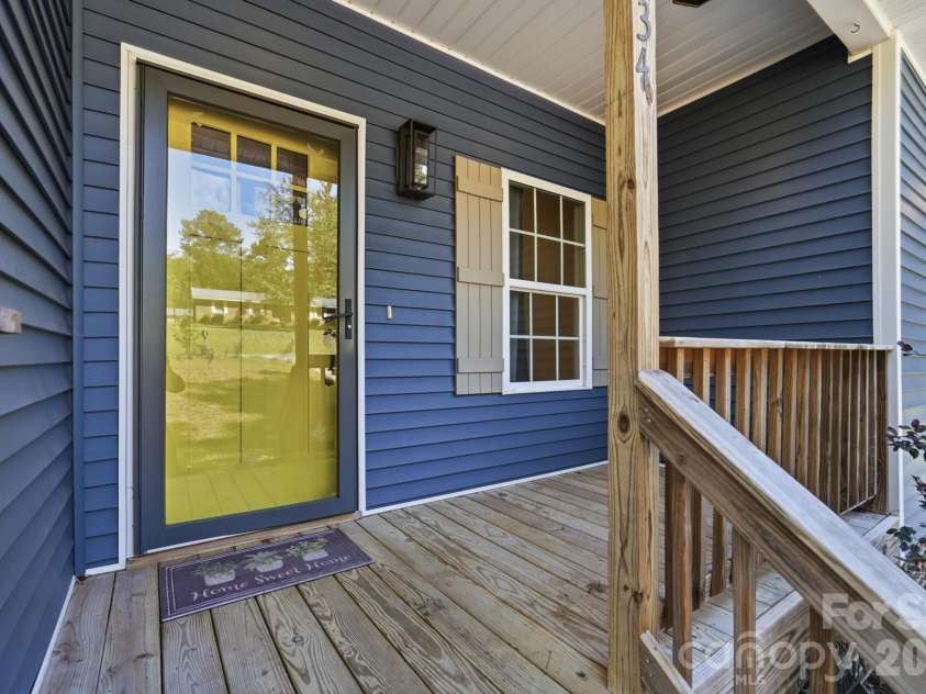 1534 Hathaway Drive, Rock Hill, SC 29730.  MLS# CAR4432448, YatesRealty ID 57155. 