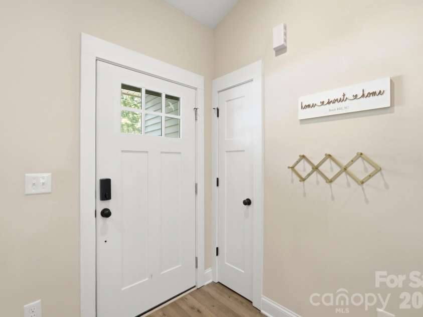 1534 Hathaway Drive, Rock Hill, SC 29730.  MLS# CAR4432448, YatesRealty ID 57155. 