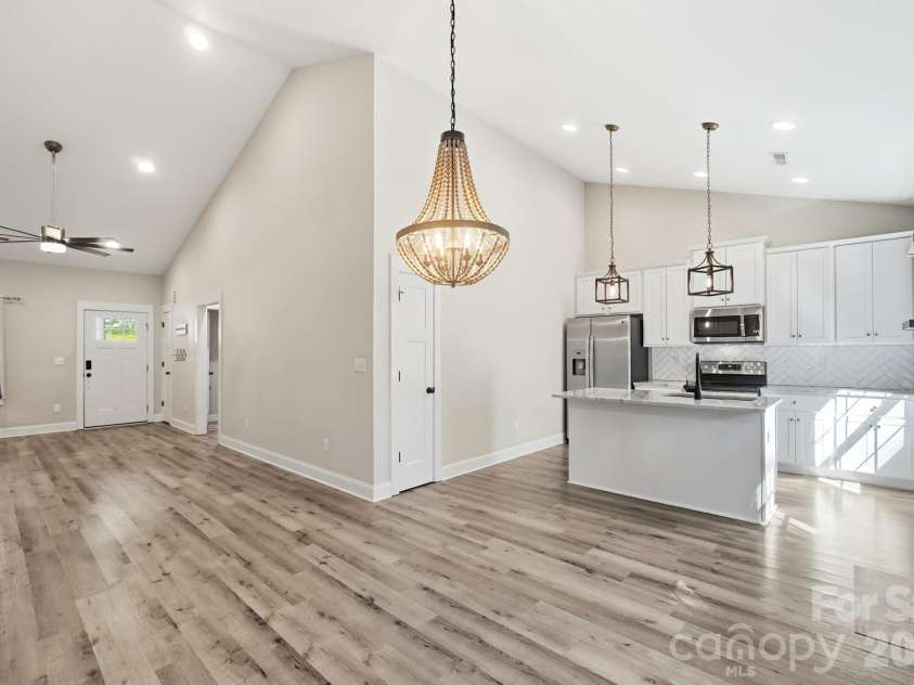 1534 Hathaway Drive, Rock Hill, SC 29730.  MLS# CAR4432448, YatesRealty ID 57155. 