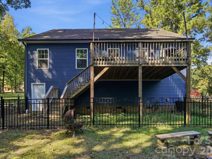 1534 Hathaway Drive, Rock Hill, SC 29730.  MLS# CAR4432448, YatesRealty ID 57155. 