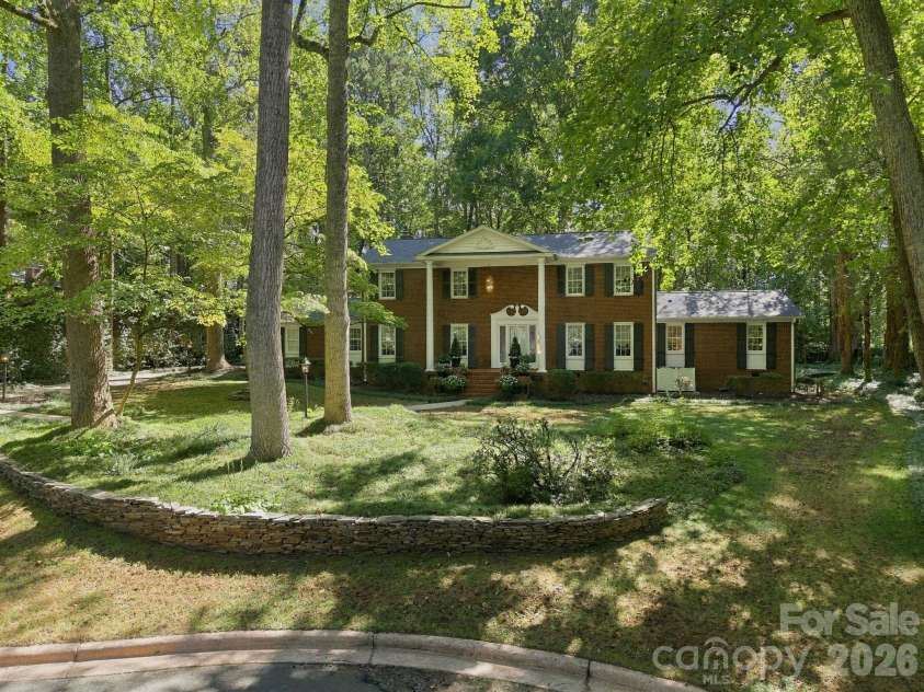 227 Camelot Drive, Salisbury, NC 28144.  MLS# CAR4435486, YatesRealty ID 57157. 