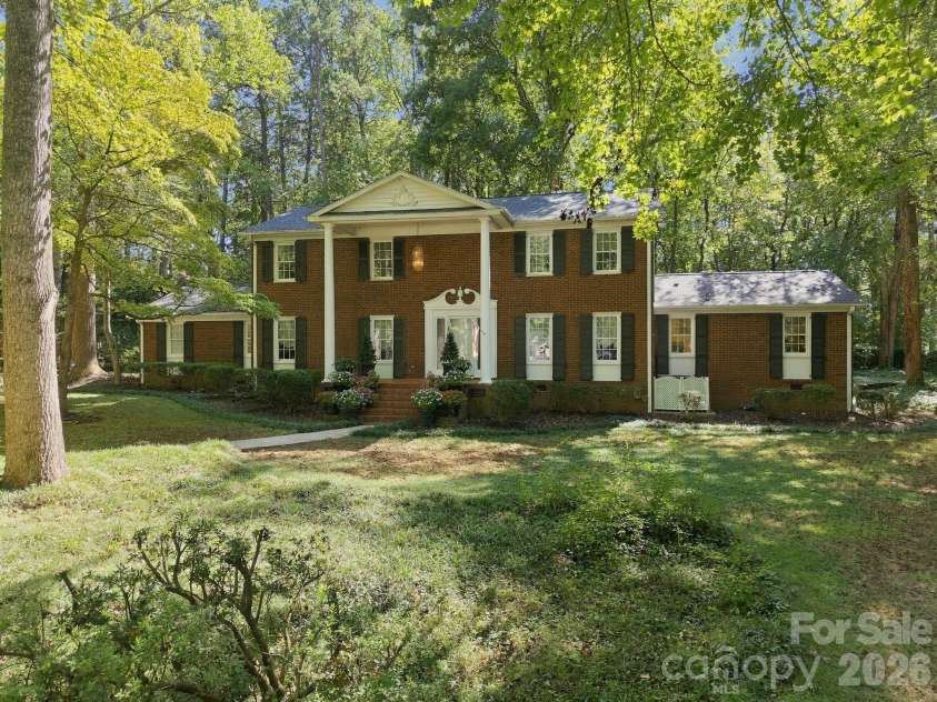 227 Camelot Drive, Salisbury, NC 28144.  MLS# CAR4435486, YatesRealty ID 57157. 