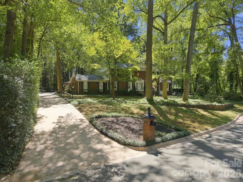 227 Camelot Drive, Salisbury, NC 28144.  MLS# CAR4435486, YatesRealty ID 57157. 
