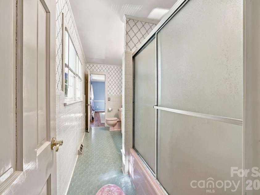 227 Camelot Drive, Salisbury, NC 28144.  MLS# CAR4435486, YatesRealty ID 57157. 