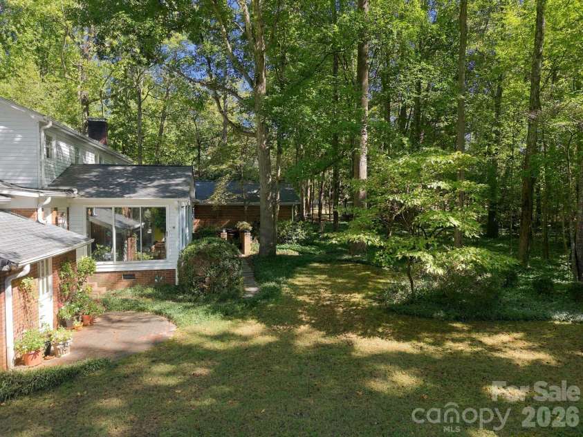 227 Camelot Drive, Salisbury, NC 28144.  MLS# CAR4435486, YatesRealty ID 57157. 