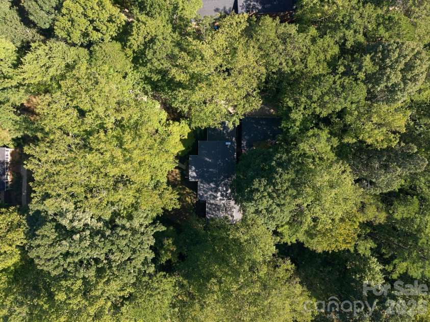 227 Camelot Drive, Salisbury, NC 28144.  MLS# CAR4435486, YatesRealty ID 57157. 