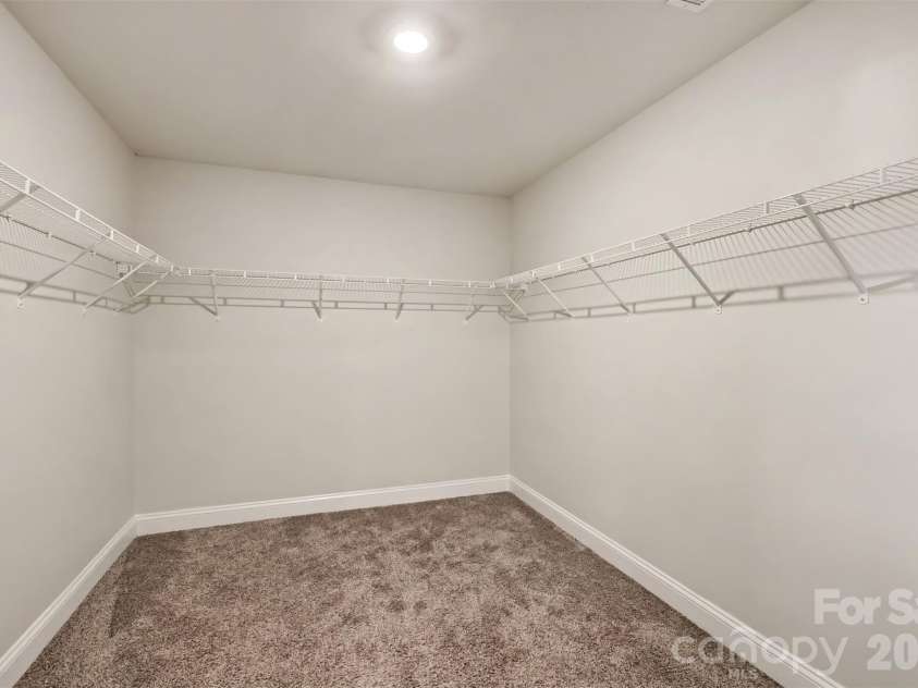 1109 Pecan Ridge Road, Fort Mill, SC 29715.  MLS# CAR4429147, YatesRealty ID 57158. 