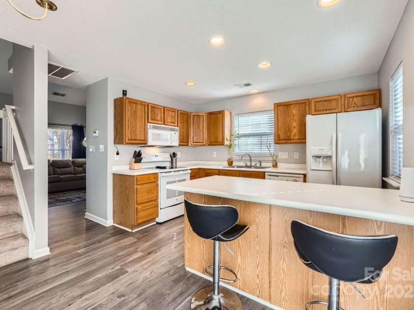 7871 Petrea Lane, Charlotte, NC 28227.  MLS# CAR4218014, YatesRealty ID 5716. 