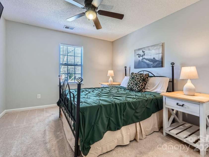 7871 Petrea Lane, Charlotte, NC 28227.  MLS# CAR4218014, YatesRealty ID 5716. 