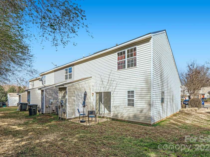 7871 Petrea Lane, Charlotte, NC 28227.  MLS# CAR4218014, YatesRealty ID 5716. 