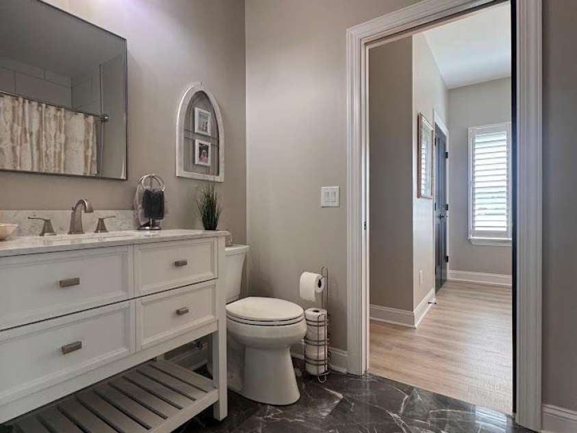 15800 Henry Lane, Huntersville, NC 28078.  MLS# CAR4432159, YatesRealty ID 57160. 
