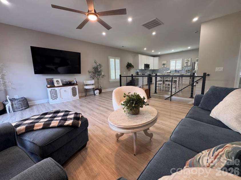 15800 Henry Lane, Huntersville, NC 28078.  MLS# CAR4432159, YatesRealty ID 57160. 
