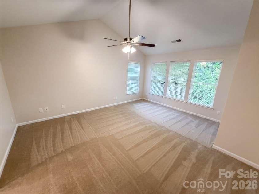 9339 Autumn Applause Drive, Charlotte, NC 28277.  MLS# CAR4435503, YatesRealty ID 57161. 