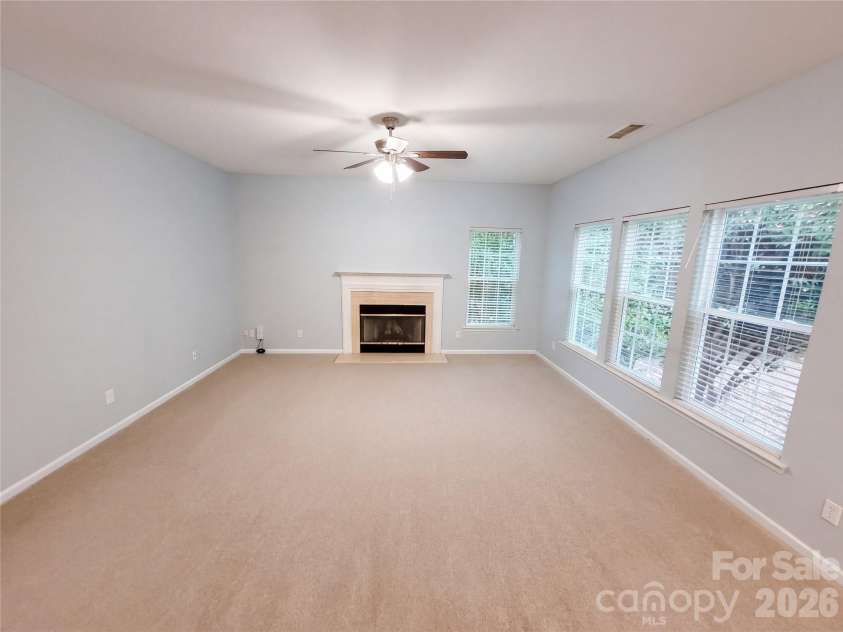 9339 Autumn Applause Drive, Charlotte, NC 28277.  MLS# CAR4435503, YatesRealty ID 57161. 