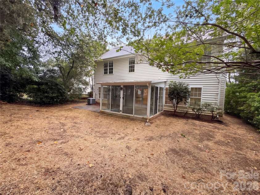 9339 Autumn Applause Drive, Charlotte, NC 28277.  MLS# CAR4435503, YatesRealty ID 57161. 