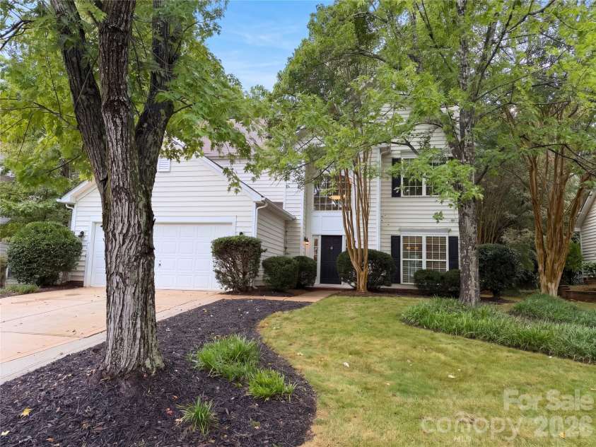 9339 Autumn Applause Drive, Charlotte, NC 28277.  MLS# CAR4435503, YatesRealty ID 57161. 