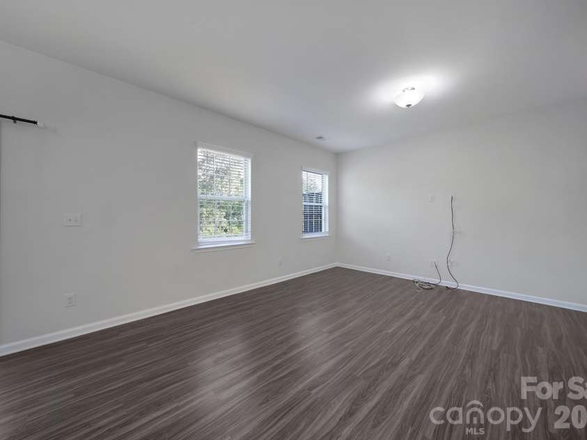 620 Amber Meadows Way, Tega Cay, SC 29708.  MLS# CAR4434999, YatesRealty ID 57162. 
