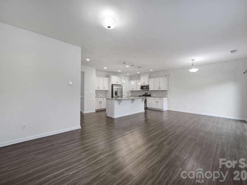 620 Amber Meadows Way, Tega Cay, SC 29708.  MLS# CAR4434999, YatesRealty ID 57162. 