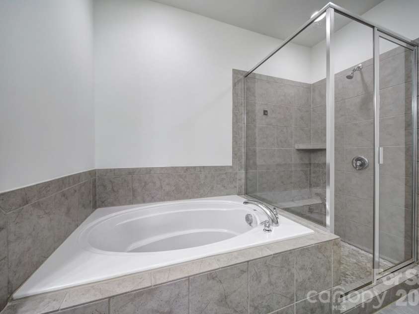 620 Amber Meadows Way, Tega Cay, SC 29708.  MLS# CAR4434999, YatesRealty ID 57162. 
