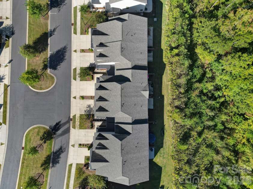 620 Amber Meadows Way, Tega Cay, SC 29708.  MLS# CAR4434999, YatesRealty ID 57162. 