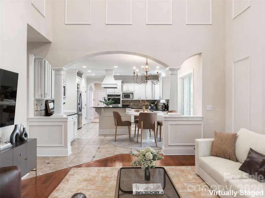 9200 Skipaway Drive, Waxhaw, NC 28173.  MLS# CAR4398254, YatesRealty ID 57165. Open Floor plan
