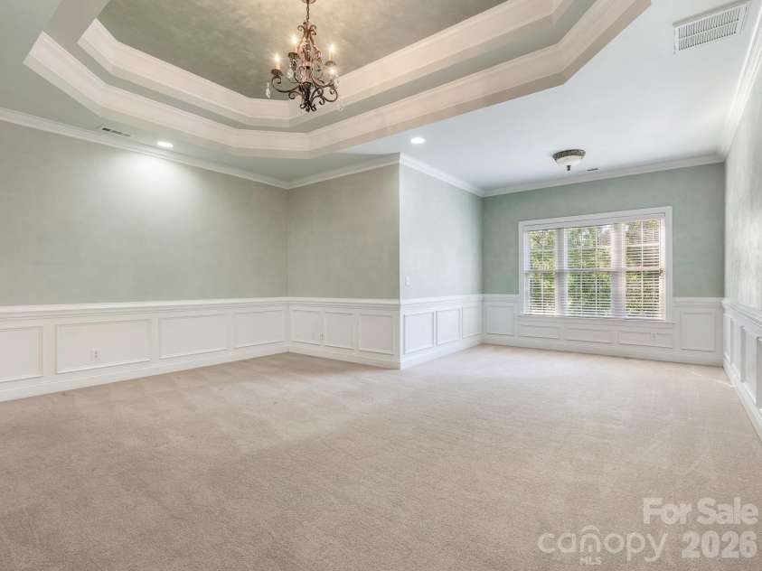 9200 Skipaway Drive, Waxhaw, NC 28173.  MLS# CAR4398254, YatesRealty ID 57165. Primary Bedroom