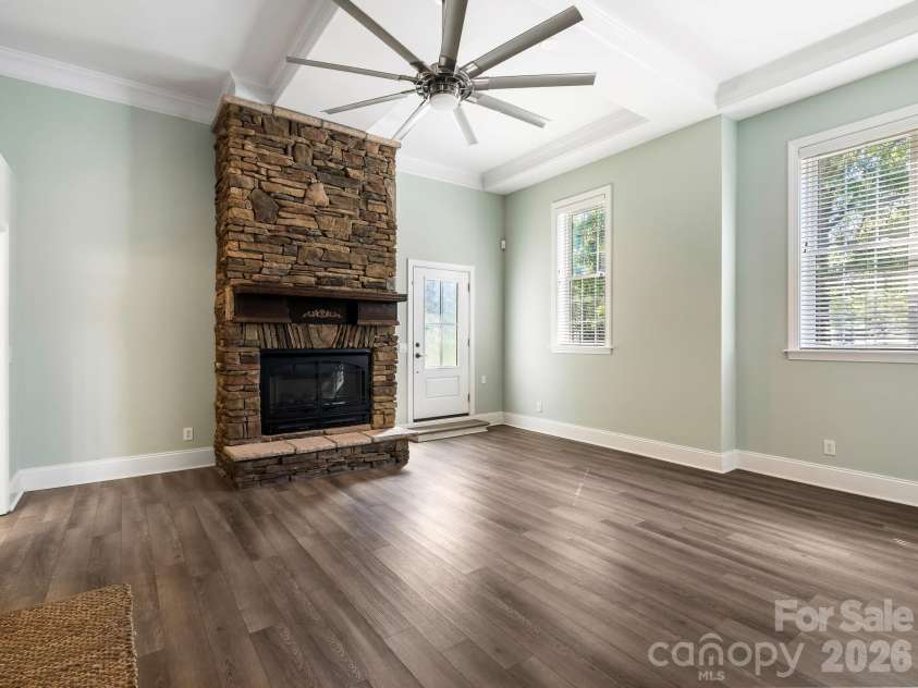 9200 Skipaway Drive, Waxhaw, NC 28173.  MLS# CAR4398254, YatesRealty ID 57165. Recreation Room