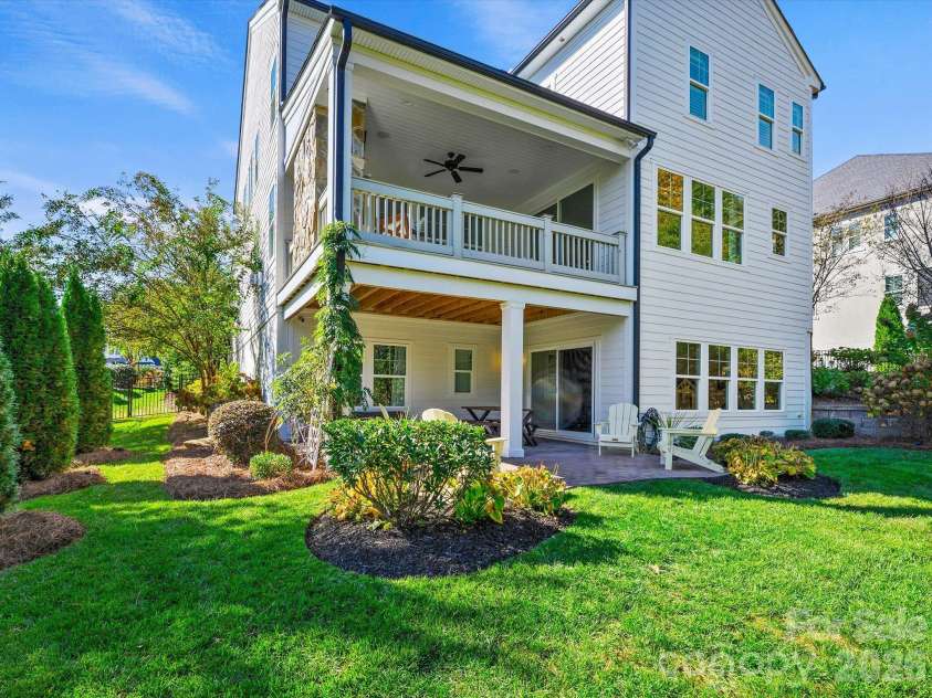 13513 Old Store Road, Huntersville, NC 28078.  MLS# CAR4435065, YatesRealty ID 57168. 