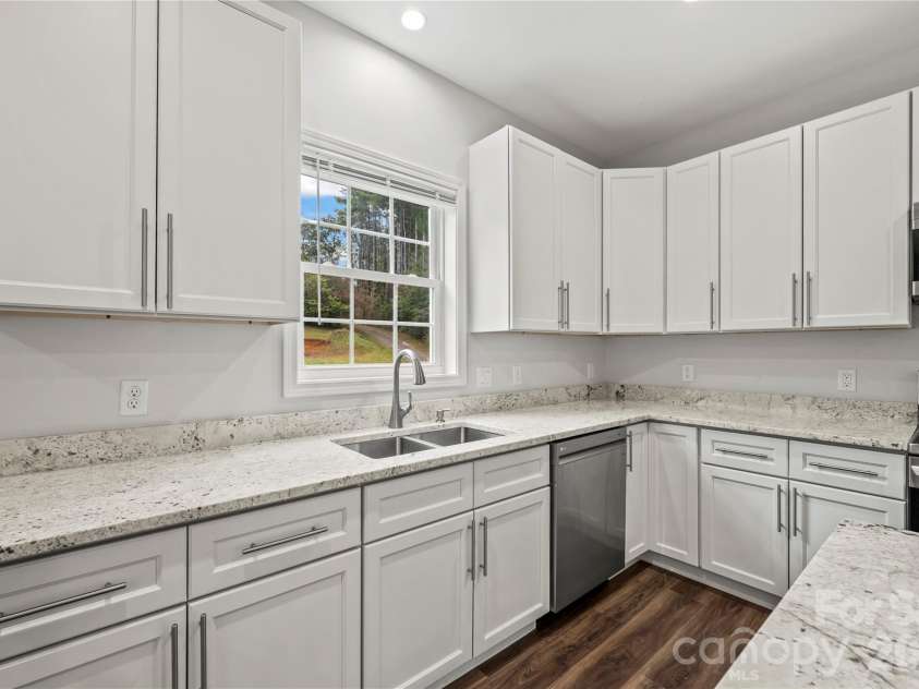 240 Old Farm School Road, Asheville, NC 28805.  MLS# CAR4433843, YatesRealty ID 57169. 