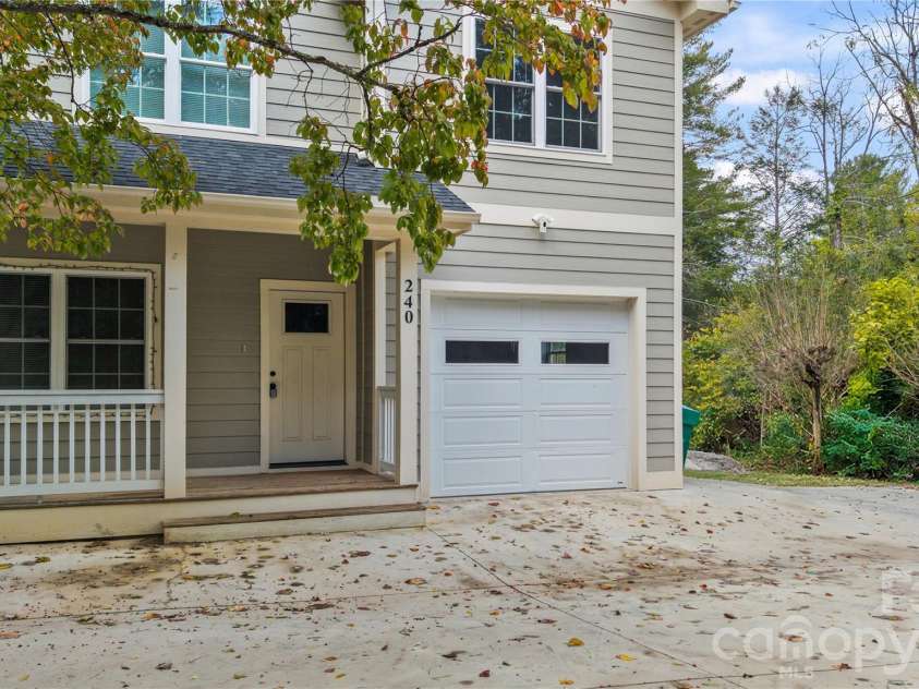 240 Old Farm School Road, Asheville, NC 28805.  MLS# CAR4433843, YatesRealty ID 57169. 