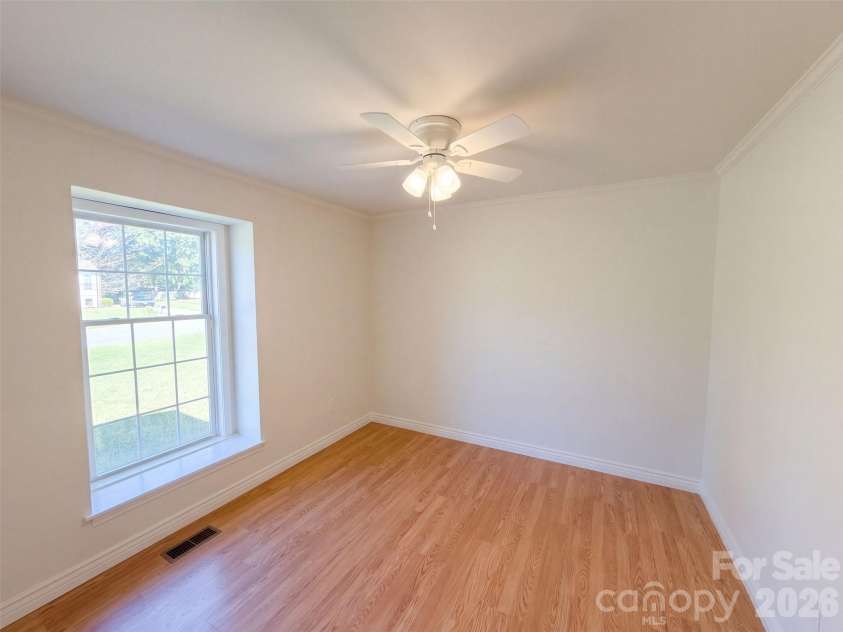 1815 Gray Bark Drive, Gastonia, NC 28054.  MLS# CAR4434411, YatesRealty ID 57173. 