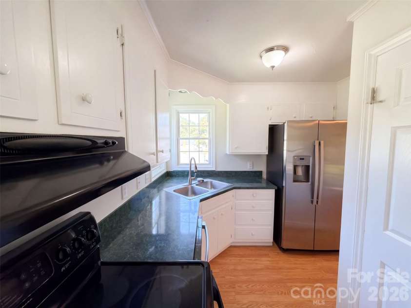 1815 Gray Bark Drive, Gastonia, NC 28054.  MLS# CAR4434411, YatesRealty ID 57173. 