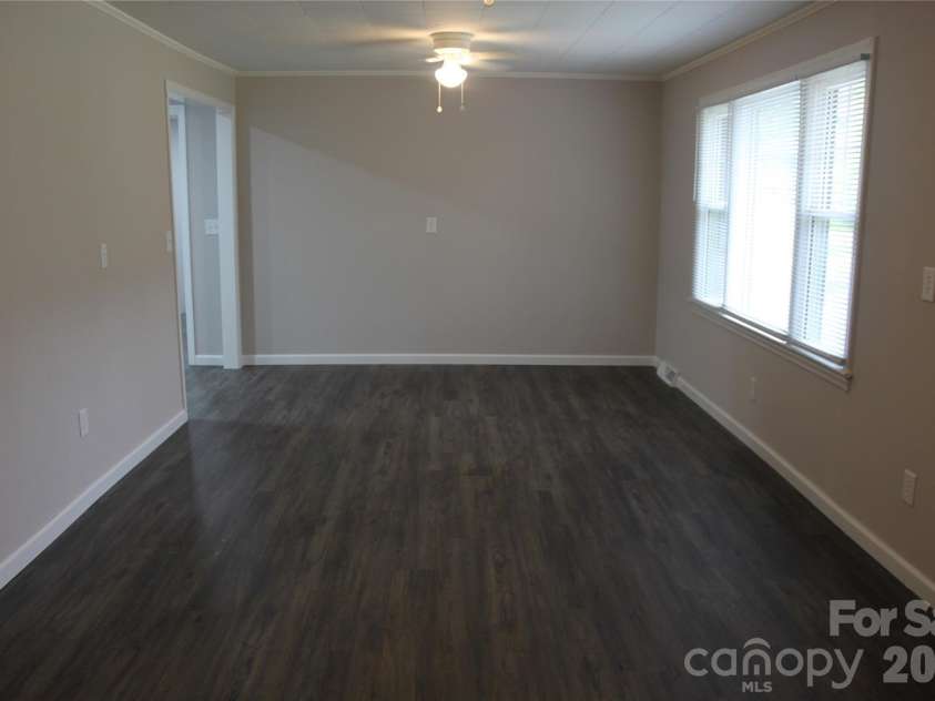 194 Crescent Drive, Forest City, NC 28043.  MLS# CAR4434498, YatesRealty ID 57174. 
