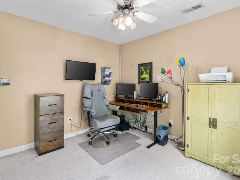 1172 Deer Run Road, Chester, SC 29706.  MLS# CAR4434930, YatesRealty ID 57175. 