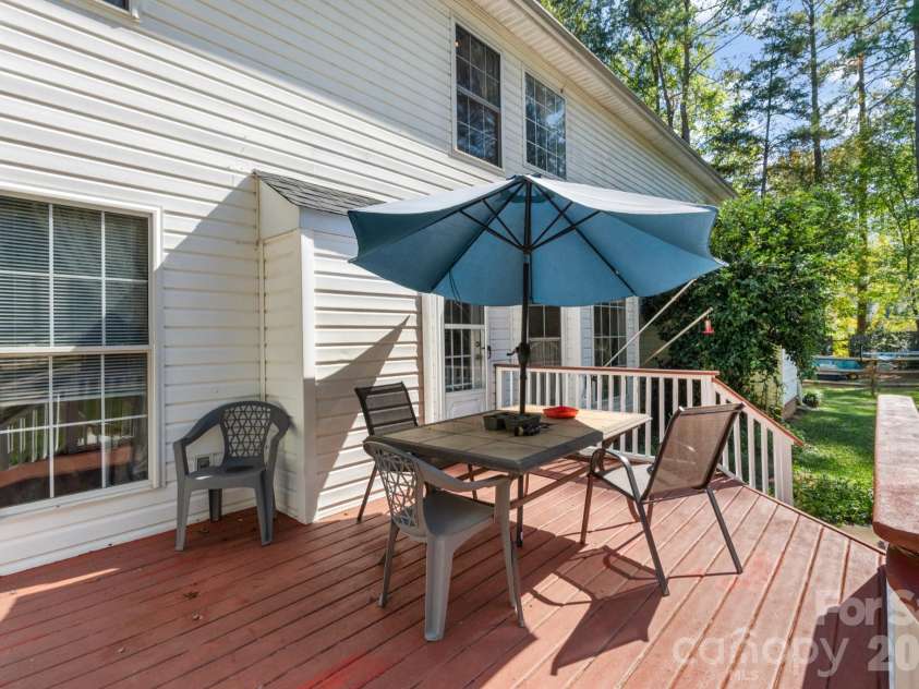 1172 Deer Run Road, Chester, SC 29706.  MLS# CAR4434930, YatesRealty ID 57175. 