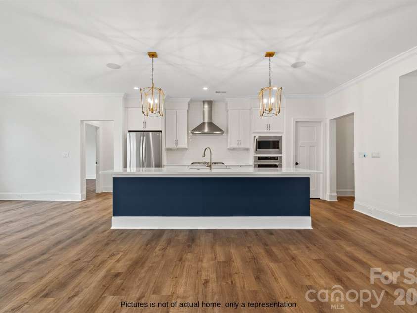 104 Hickory Hill Road, Mooresville, NC 28117.  MLS# CAR4434468, YatesRealty ID 57178. 