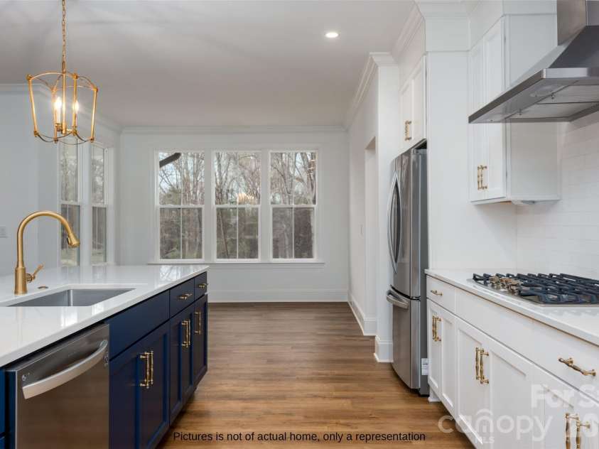 104 Hickory Hill Road, Mooresville, NC 28117.  MLS# CAR4434468, YatesRealty ID 57178. 
