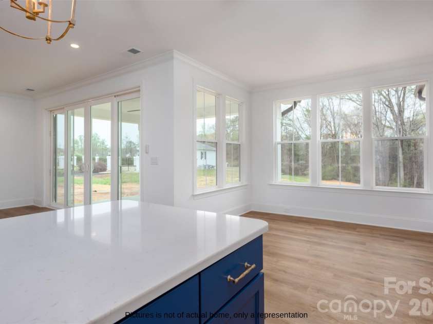 104 Hickory Hill Road, Mooresville, NC 28117.  MLS# CAR4434468, YatesRealty ID 57178. 
