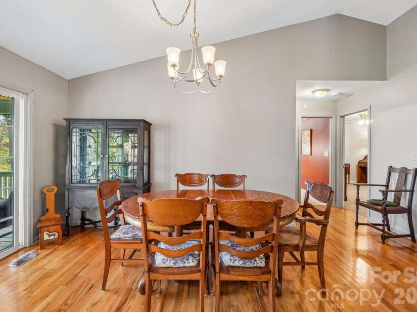499 Flint Hill Road, Alexander, NC 28701.  MLS# CAR4409425, YatesRealty ID 57181. Dining area