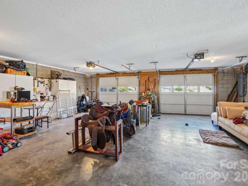 499 Flint Hill Road, Alexander, NC 28701.  MLS# CAR4409425, YatesRealty ID 57181. Garage