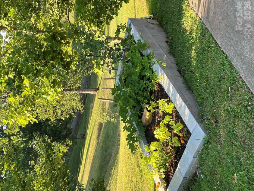 499 Flint Hill Road, Alexander, NC 28701.  MLS# CAR4409425, YatesRealty ID 57181. Seasons by Seller