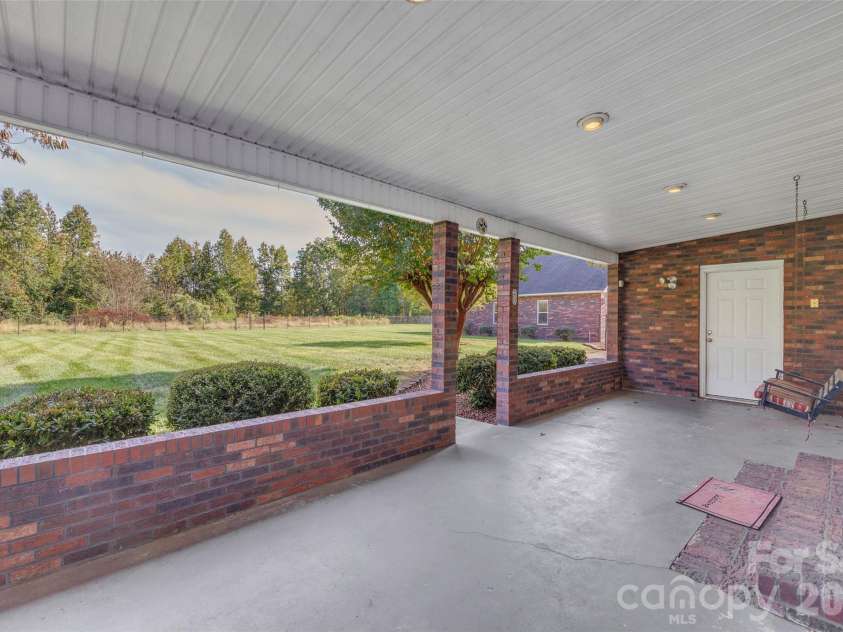 120 Burr Lane, Salisbury, NC 28146.  MLS# CAR4433340, YatesRealty ID 57184. 